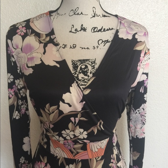 Bohemian gypsy floral wrap dress - Picture 6 of 7